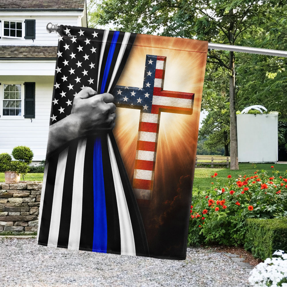 LDN-2069-TKN__mockup2__house.jpg